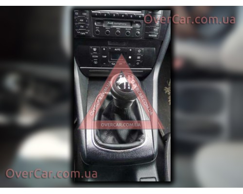 Чехол ручки кпп Audi 100/A6 C4 1990-1997