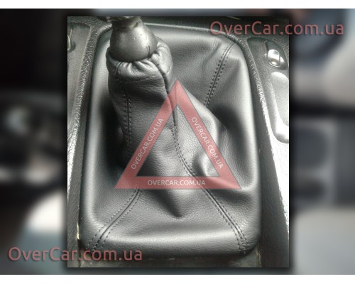 Чехол ручки кпп Opel Omega A