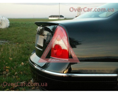 Спойлер Skoda Superb 01-08 Лип (стеклопластик, под покраску)
